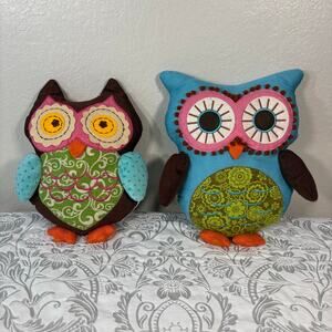 OWL DECORATIVE PILLOWS Lot of 2 Stuffed Plush Novelty Collectible Keepsake